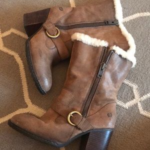 FLASH SALE! Born boots leather real shearling